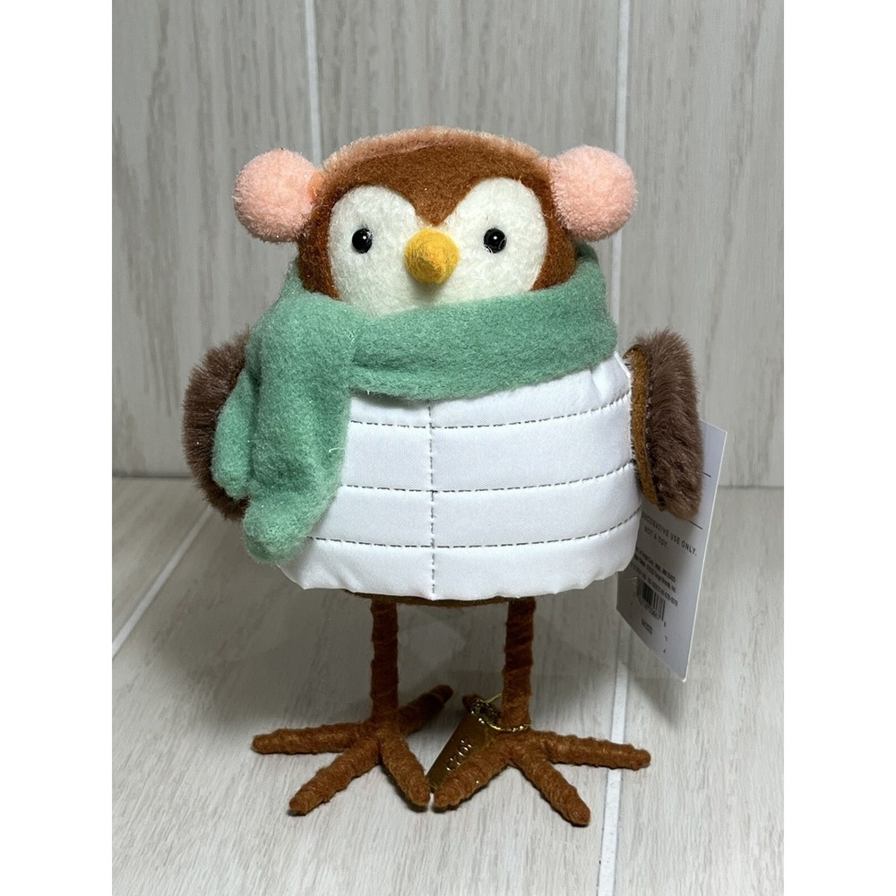 Wondershop Featherly Friends Wafer‎ Bird Brown pink earmuffs green scarf 2023
